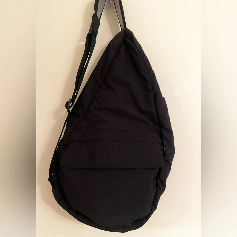LL Bean Healthy Ameribag Sling Back Bag Black Adjustable Strap Medium